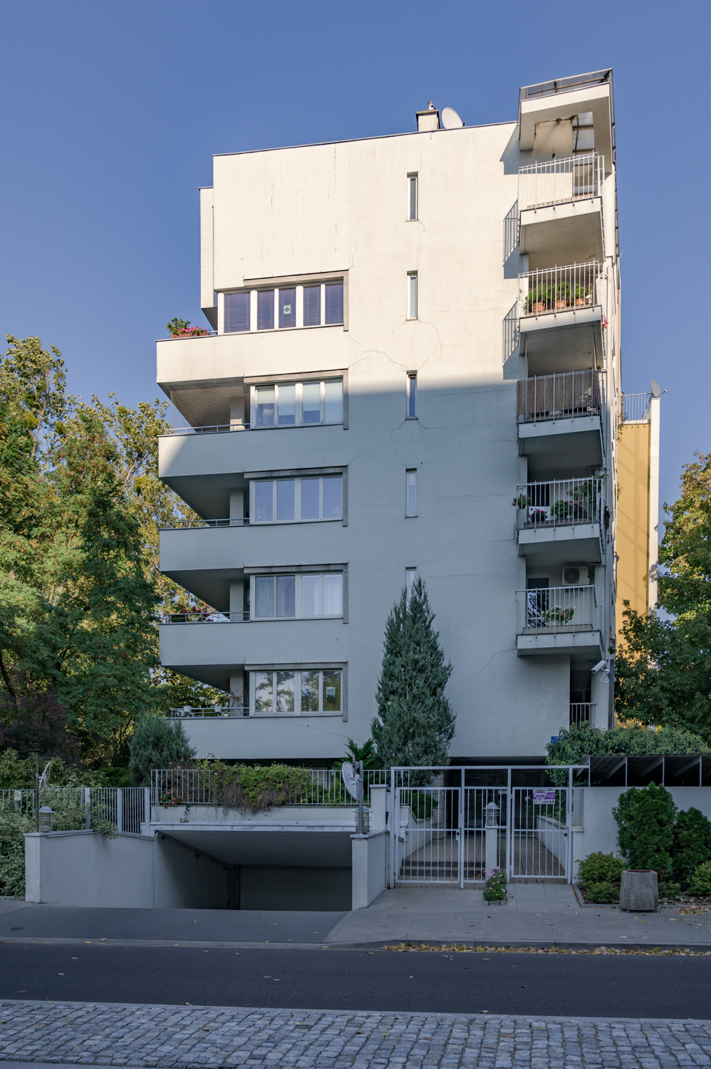 Zdjęcie architektury budynku Budynek mieszkalny